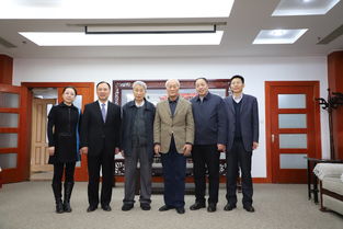 各級(jí)領(lǐng)導(dǎo)春節(jié)前夕看望慰問我所院士和所長